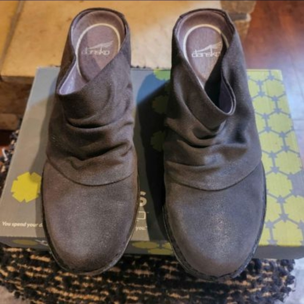 Dansko clogs 38